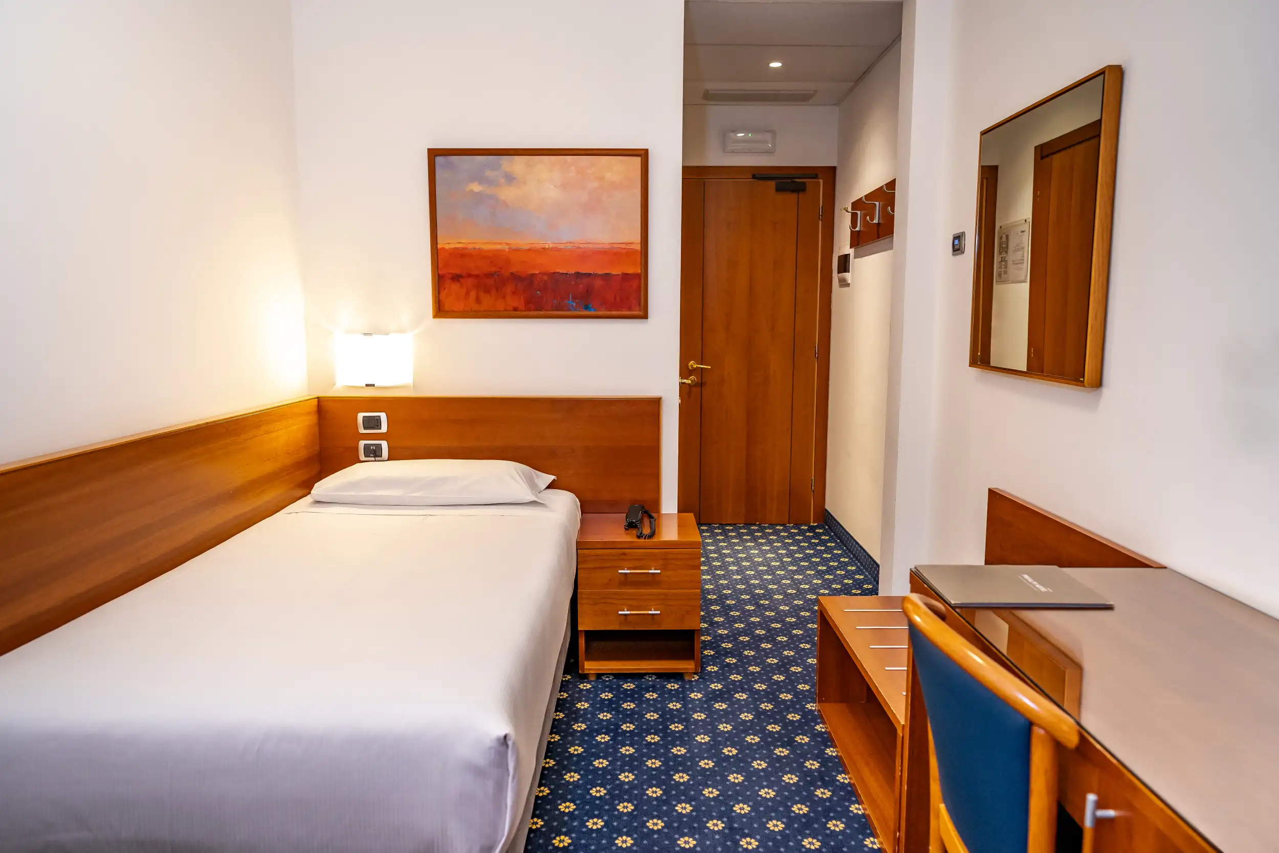 Single Standard Room
